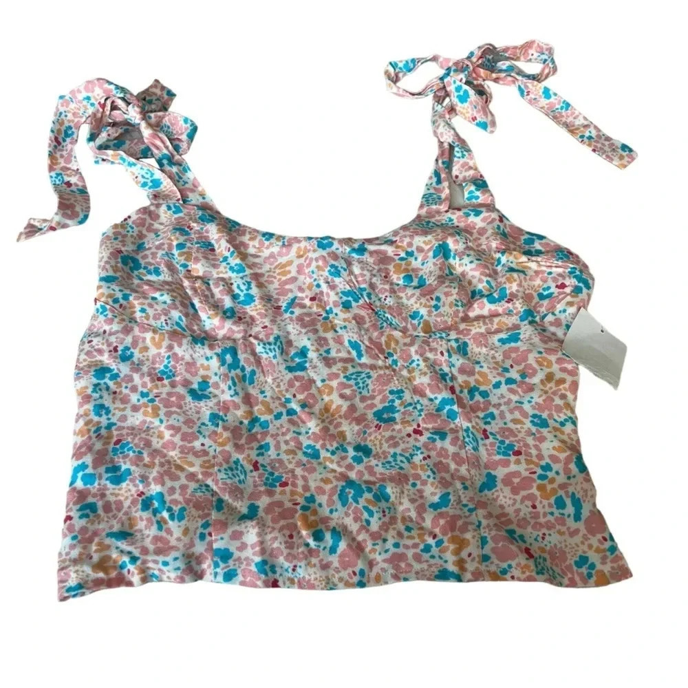 NWT BP Floral Crop Top